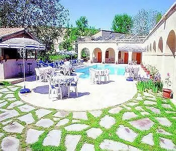 Melis Hotel 3*